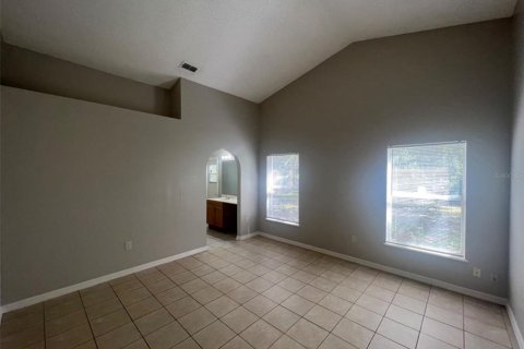 House in Poinciana, Florida 3 bedrooms, 150.41 sq.m. № 2379010 - photo 7
