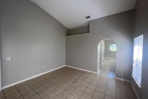 House in Poinciana, Florida 3 bedrooms, 150.41 sq.m. № 2379010 - photo 16