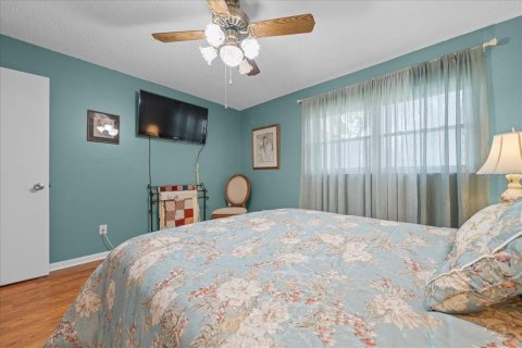 House in Ocala, Florida 2 bedrooms, 145.95 sq.m. № 1910571 - photo 14