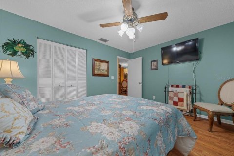 House in Ocala, Florida 2 bedrooms, 145.95 sq.m. № 1910571 - photo 13