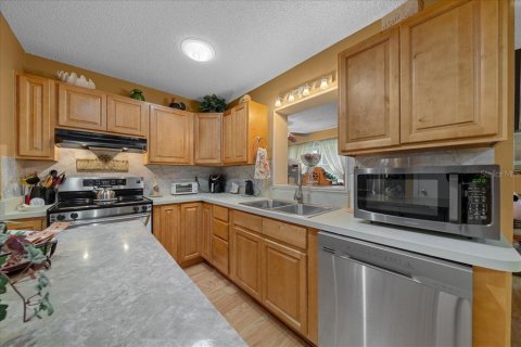 House in Ocala, Florida 2 bedrooms, 145.95 sq.m. № 1910571 - photo 23