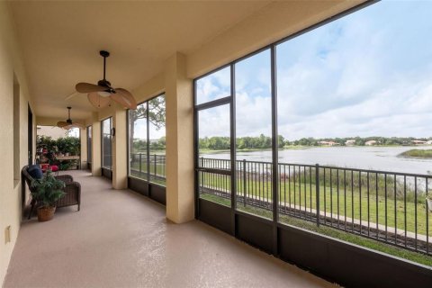 Villa ou maison à vendre à Lake Mary, Floride: 5 chambres, 304.63 m2 № 2413907 - photo 4