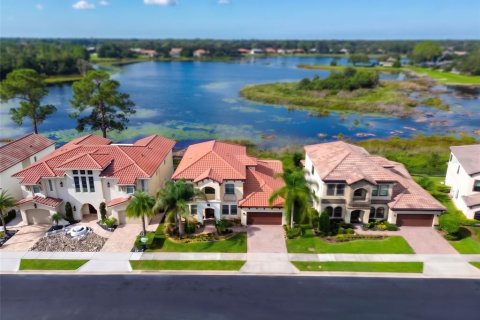 Villa ou maison à vendre à Lake Mary, Floride: 5 chambres, 304.63 m2 № 2413907 - photo 8
