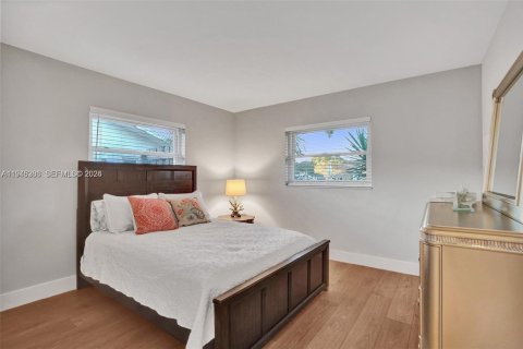 House in Boca Raton, Florida 3 bedrooms, 144.83 sq.m. № 2003021 - photo 27