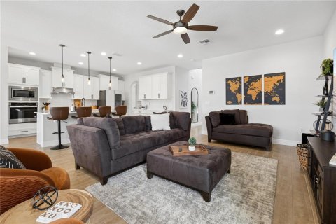 Casa en venta en Winter Garden, Florida, 5 dormitorios, 363.25 m2 № 2156056 - foto 16