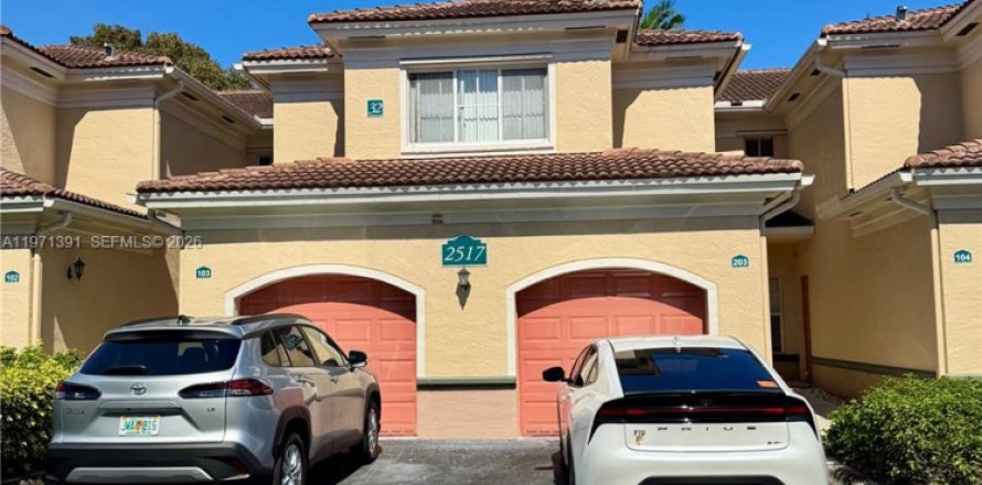 Condo in Miramar, Florida, 2 bedrooms № 2032466