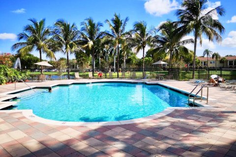 Condo in Miramar, Florida, 2 bedrooms № 2032466 - photo 21