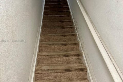 Condo in Miramar, Florida, 2 bedrooms № 2032466 - photo 2