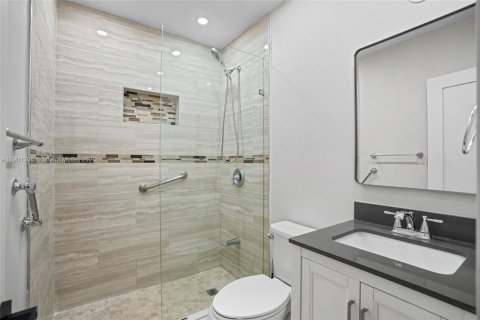 Commercial property in Hialeah, Florida 237.27 sq.m. № 1953697 - photo 27