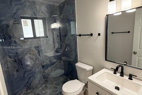 Immobilier commercial à vendre à Hialeah, Floride: 237.27 m2 № 1953697 - photo 19