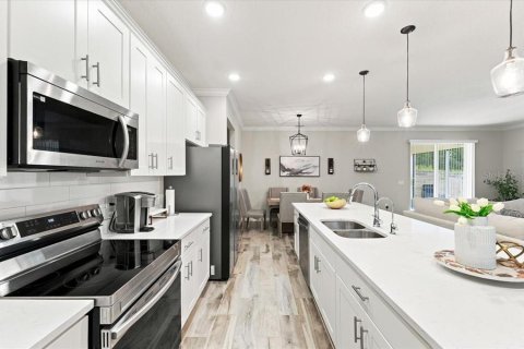 Villa ou maison à vendre à Haines City, Floride: 4 chambres, 191.56 m2 № 2404700 - photo 13