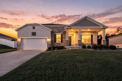 Villa ou maison à vendre à Haines City, Floride: 4 chambres, 191.56 m2 № 2404700 - photo 2