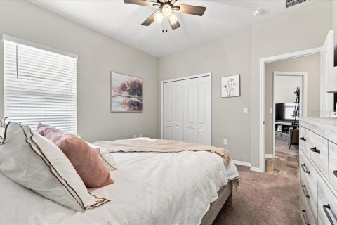 Villa ou maison à vendre à Haines City, Floride: 4 chambres, 191.56 m2 № 2404700 - photo 25