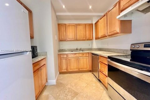 Copropriété à louer à North Miami, Floride: 1 chambre, 83.15 m2 № 2264670 - photo 8