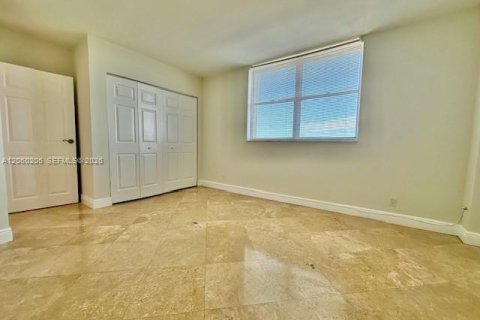 Copropriété à louer à North Miami, Floride: 1 chambre, 83.15 m2 № 2264670 - photo 10