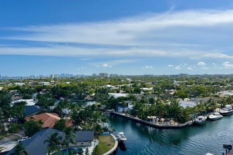 Copropriété à louer à North Miami, Floride: 1 chambre, 83.15 m2 № 2264670 - photo 3