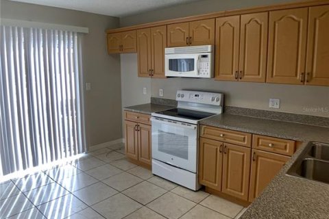 Condo in Winter Park, Florida, 2 bedrooms  № 1795438 - photo 8