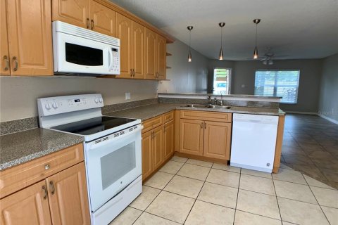 Condo in Winter Park, Florida, 2 bedrooms  № 1795438 - photo 10