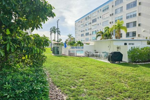 Снять в аренду кондоминиум в Галфпорта, Флорида 6 комнат, 104.05м2, № 1877200 - фото 9