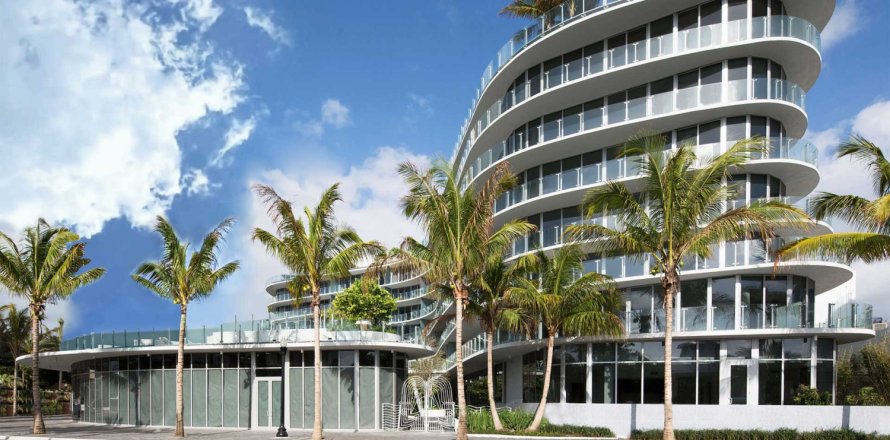 ONE OCEAN sobre plano en Miami Beach, Florida № 61517