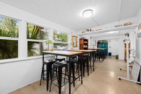 Propiedad comercial en venta en Fort Lauderdale, Florida № 2292750 - foto 13