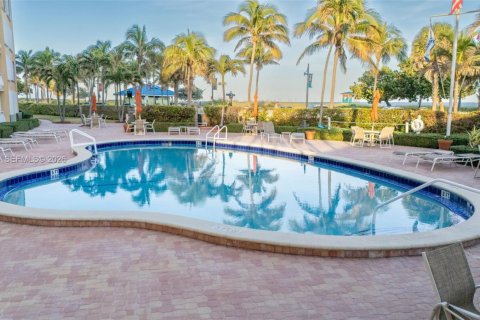Condominio en alquiler en Pompano Beach, Florida, 2 dormitorios, 119.84 m2 № 2068345 - foto 15