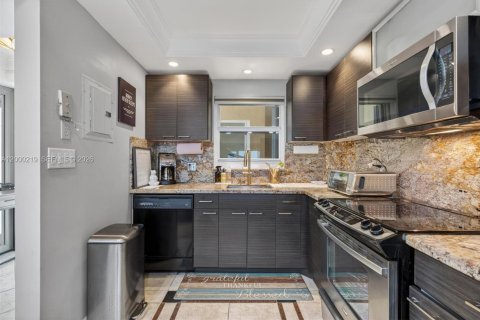 Condominio en alquiler en Pompano Beach, Florida, 2 dormitorios, 119.84 m2 № 2068345 - foto 24