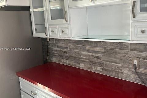 Снять в аренду кондоминиум в Майами-Бич, Флорида 2 спальни, 82.68м2, № 2030228 - фото 6