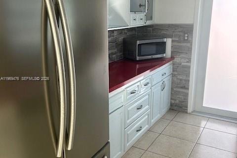 Снять в аренду кондоминиум в Майами-Бич, Флорида 2 спальни, 82.68м2, № 2030228 - фото 5