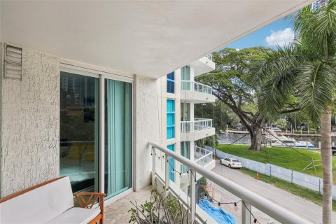 Condo in Fort Lauderdale, Florida, 2 bedrooms  № 2082162 - photo 27