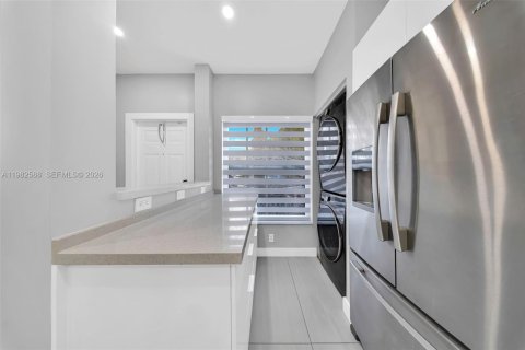 Townhouse in Pembroke Pines, Florida 2 bedrooms, 95.13 sq.m. № 2049220 - photo 24