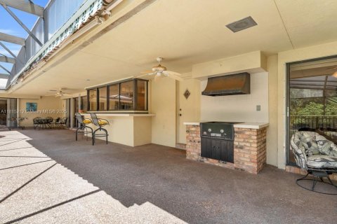 Terreno en venta en Pinecrest, Florida № 1766847 - foto 12