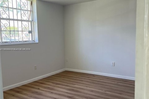 Copropriété à vendre à Miami, Floride: 2 chambres, 86.86 m2 № 1972235 - photo 11