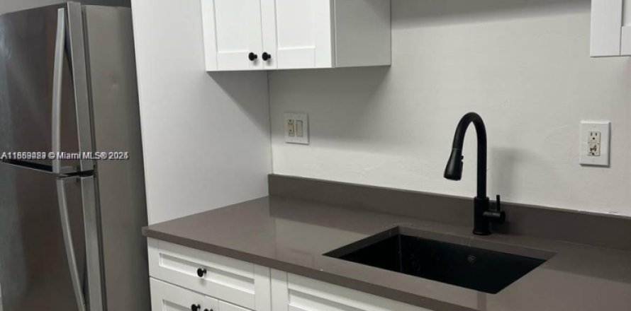 Condo à Miami, Floride, 2 chambres  № 1972235