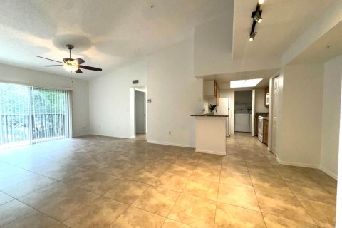 Copropriété à louer à Royal Palm Beach, Floride: 3 chambres, 110 m2 № 2242336 - photo 2