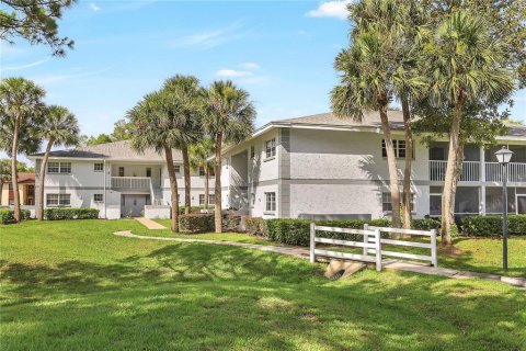 Condo in Ocala, Florida, 2 bedrooms  № 1773622 - photo 27