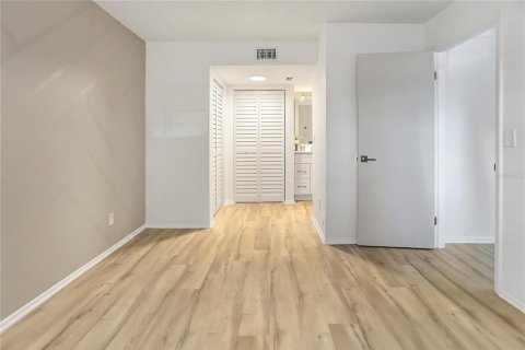 Condo in Ocala, Florida, 2 bedrooms  № 1773622 - photo 20