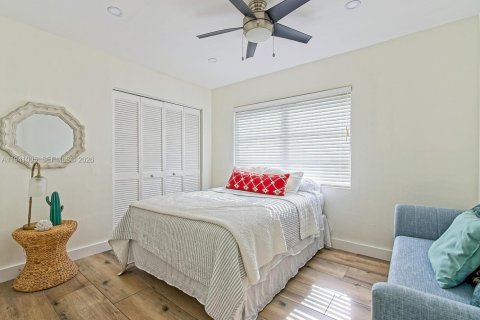 Casa en alquiler en Miami, Florida, 3 dormitorios, 162.76 m2 № 2088642 - foto 19