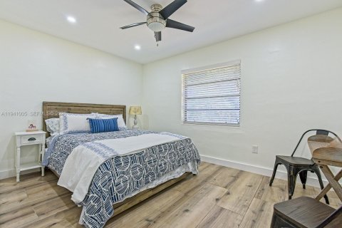 Casa en alquiler en Miami, Florida, 3 dormitorios, 162.76 m2 № 2088642 - foto 17