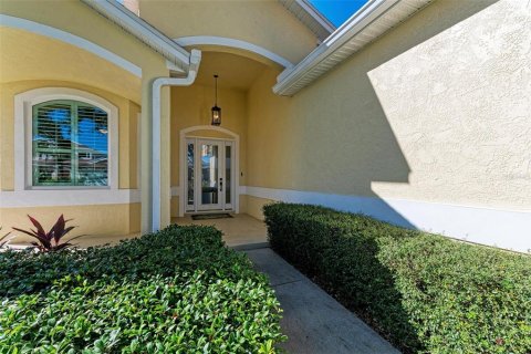 House in Bradenton, Florida 3 bedrooms, 177.91 sq.m. № 1556723 - photo 3
