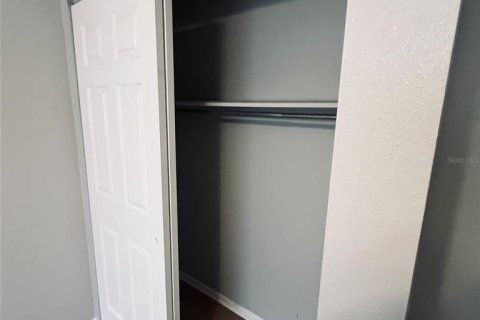 Appartement à louer à Zephyrhills, Floride: 2 chambres, 65.22 m2 № 2416879 - photo 23