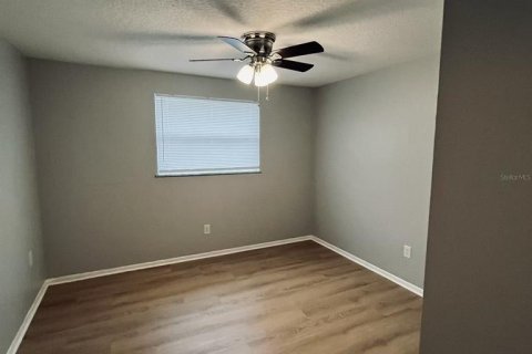 Appartement à louer à Zephyrhills, Floride: 2 chambres, 65.22 m2 № 2416879 - photo 19