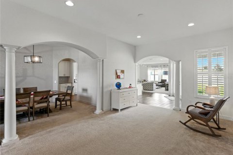 House in Lakeland, Florida 4 bedrooms, 268.02 sq.m. № 1750875 - photo 9