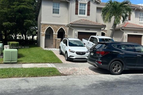 Adosado en Cutler Bay, Florida 3 dormitorios, 131.55 m2 № 2021529
