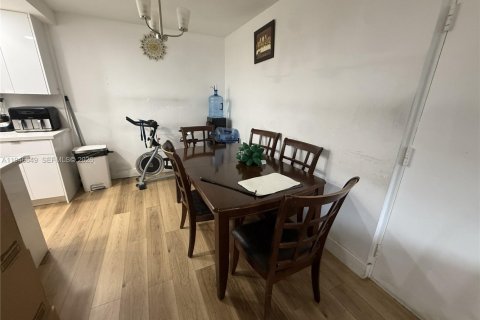 Condominio en venta en Miami, Florida, 2 dormitorios, 78.04 m2 № 2088951 - foto 5