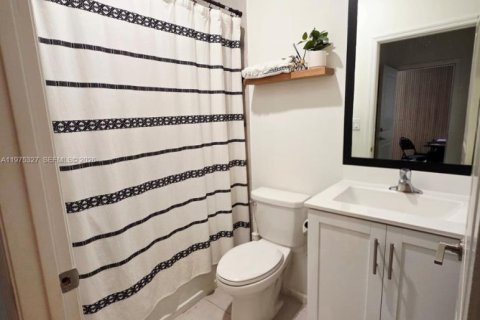 Купить виллу или дом в Хомстед, Флорида 4 спальни, 176.05м2, № 2040132 - фото 17