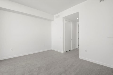 Condominio en alquiler en Saint Petersburg, Florida, 2 dormitorios, 128.21 m2 № 2093078 - foto 25