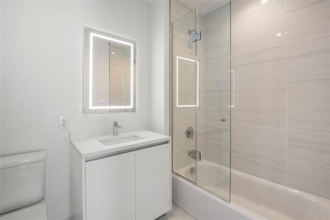Condominio en alquiler en Saint Petersburg, Florida, 2 dormitorios, 128.21 m2 № 2093078 - foto 22