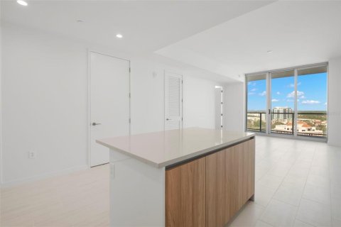 Condominio en alquiler en Saint Petersburg, Florida, 2 dormitorios, 128.21 m2 № 2093078 - foto 7