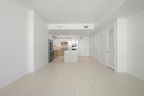 Condominio en alquiler en Saint Petersburg, Florida, 2 dormitorios, 128.21 m2 № 2093078 - foto 18